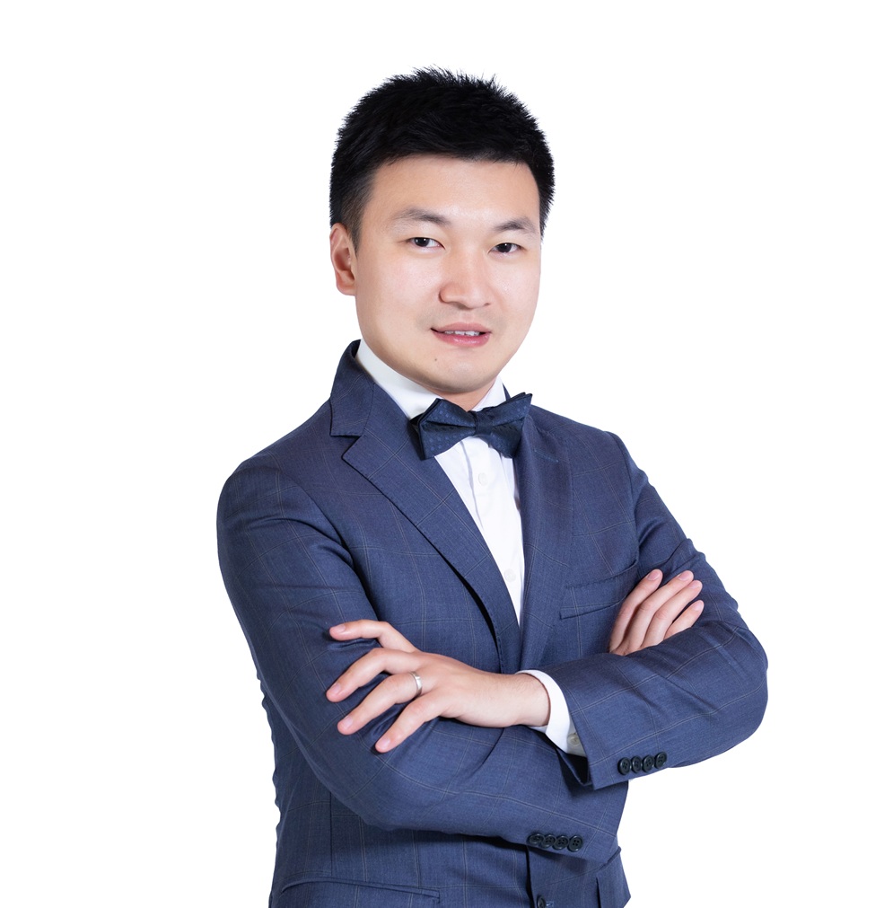 Junhua Jia